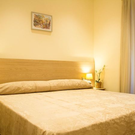 Hostal Excellence Barcelona Kültér fotó