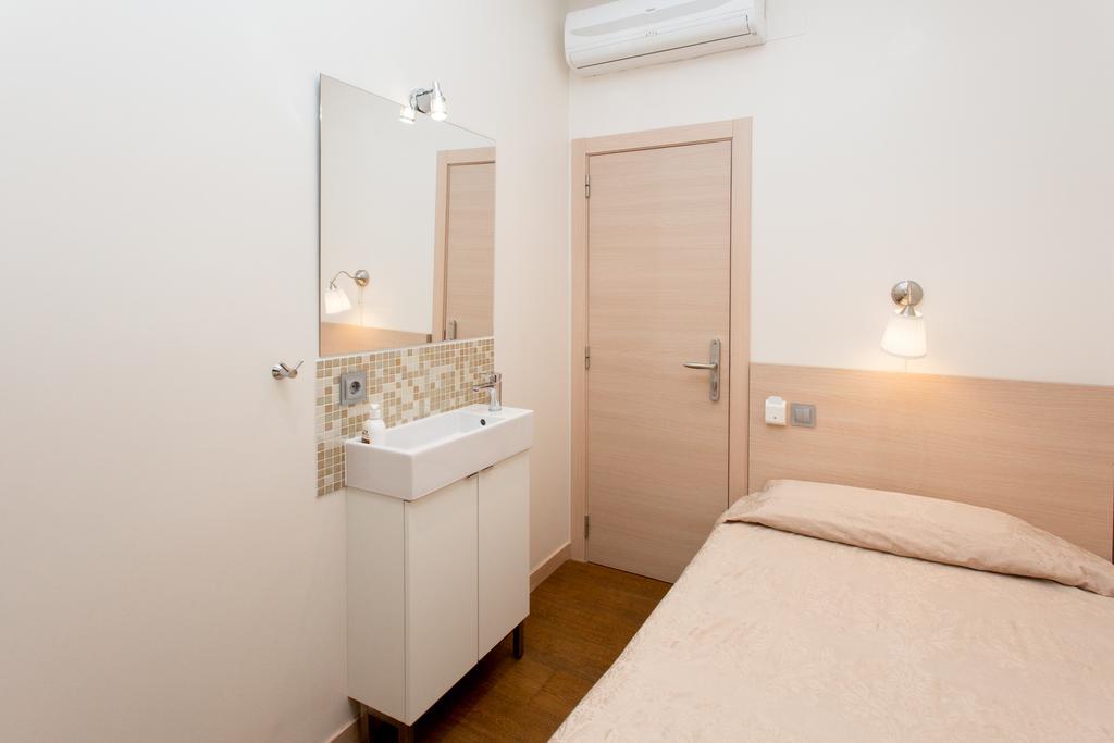 Hostal Excellence Barcelona Kültér fotó