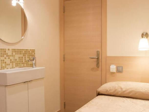 Hostal Excellence Barcelona Kültér fotó